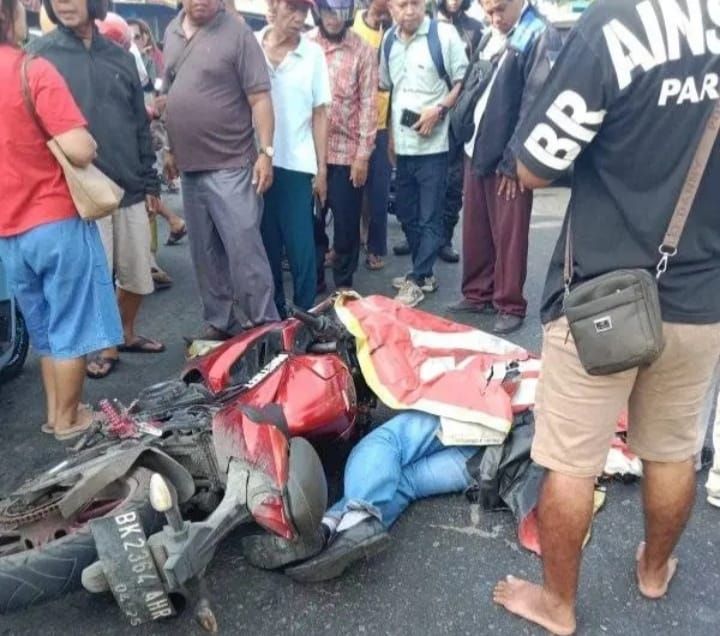 Diduga Korban Tabrak Lari, Pengendara Motor Tewas di Simpang Rambung Merah