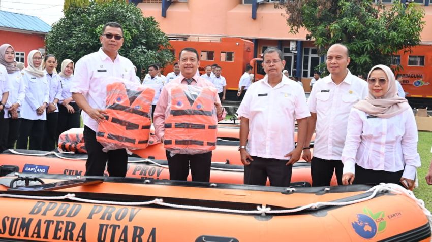 Bank Sumut Serahkan CSR Rp4,46 Miliar Perkuat Penanganan Bencana di Sumut