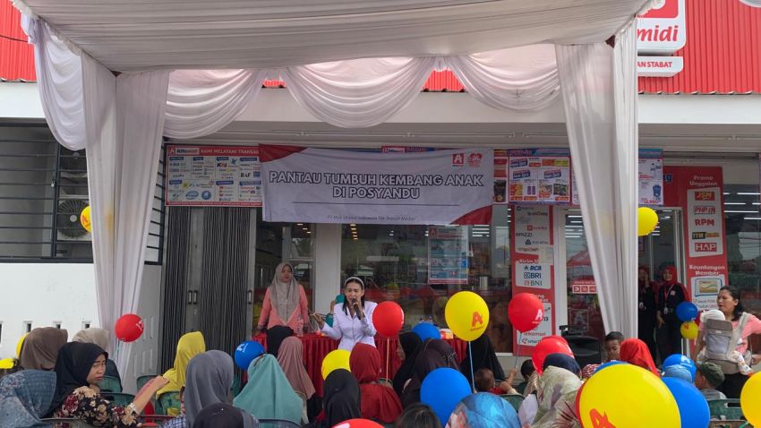 Alfamidi Dukung Pantau Tumbuh Kembang Anak melalui Posyandu di Stabat