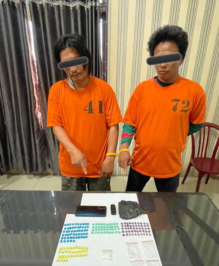 Satresnarkoba Polres Karo Bekuk Dua Warga Medan, Amankan Ratusan Pil Ekstasi dan Sabu