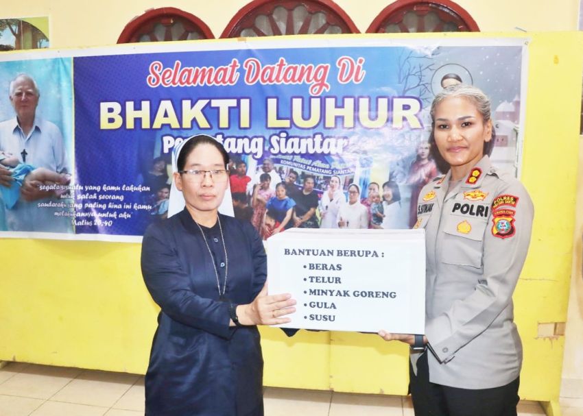 Tebar Kasih dan Kepedulian, Kapolres Pematangsiantar Rangkul Anak-anak Panti Asuhan