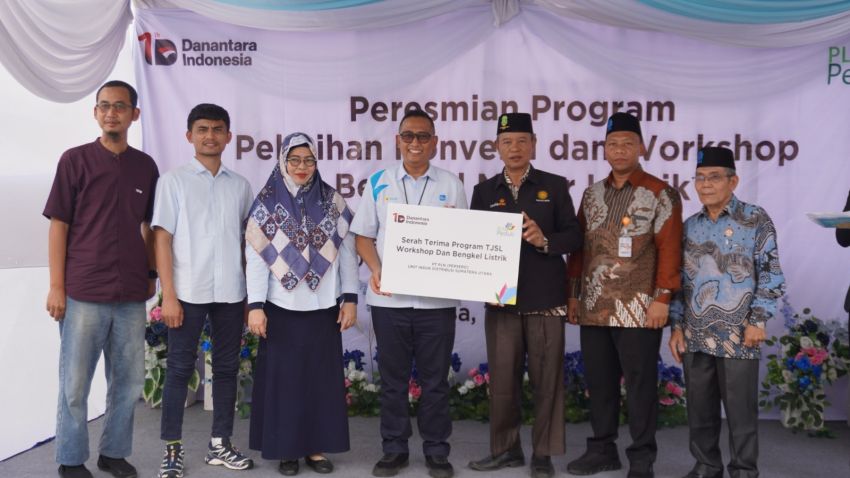 PLN UID Sumut Resmikan Pelatihan dan Workshop Bengkel Motor Listrik di SMK Muhammadiyah 9 Medan