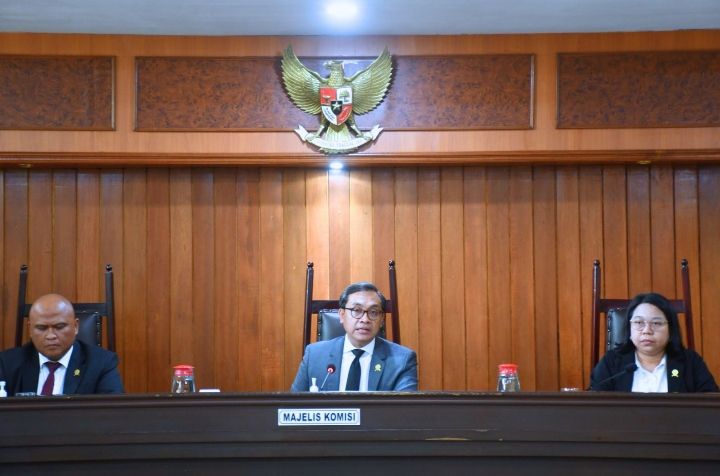 Terlambat Notifikasi, KPPU Putus Docomo Denda Rp2 Miliar