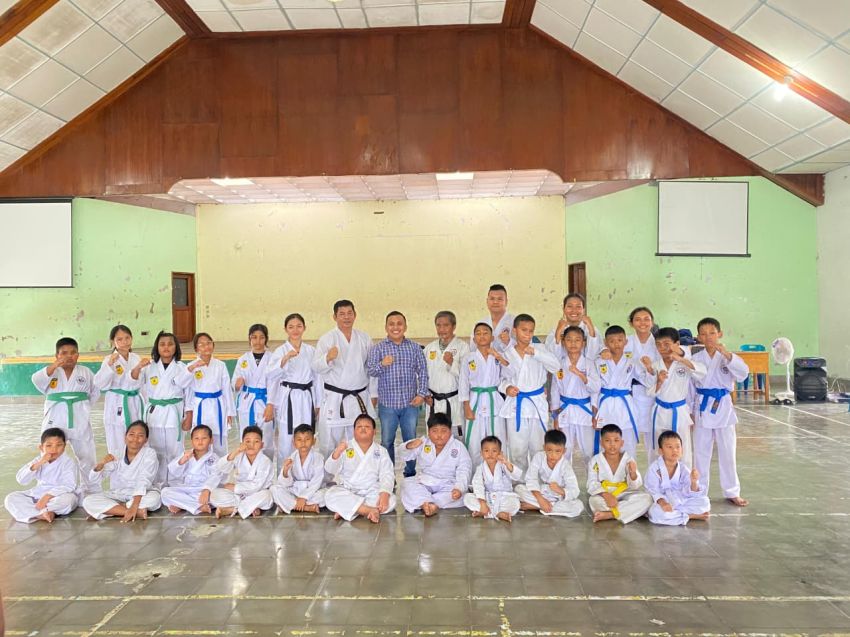 UKT Karate Dojo TAKO Budi Murni Cetak Karateka Berkarakter dan Berprestasi