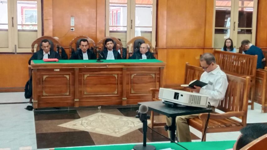 Dante Sinaga Pertanyakan Dakwaan, Sebut Tak Nikmati Aliran Dana