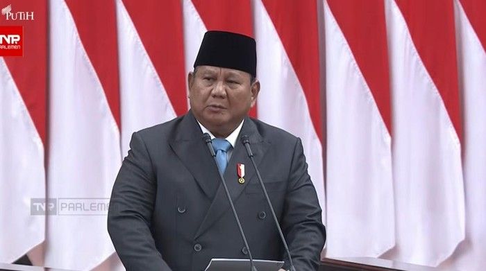 Prabowo Instruksikan Kabinetnya Tentukan Harga Kelapa Sawit hingga Nikel