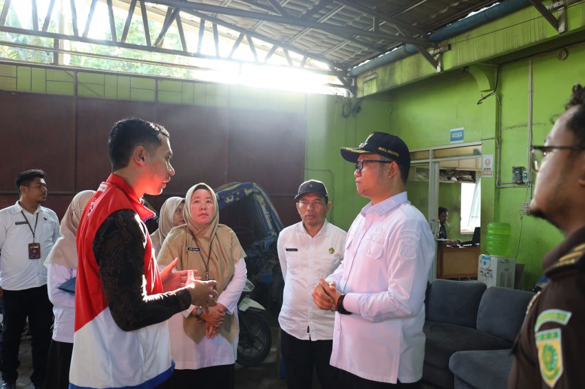 Warga Keluhkan Kelangkaan LPG 3 Kg, Plh Wali Kota Tanjungbalai Sidak Agen dan Pangkalan