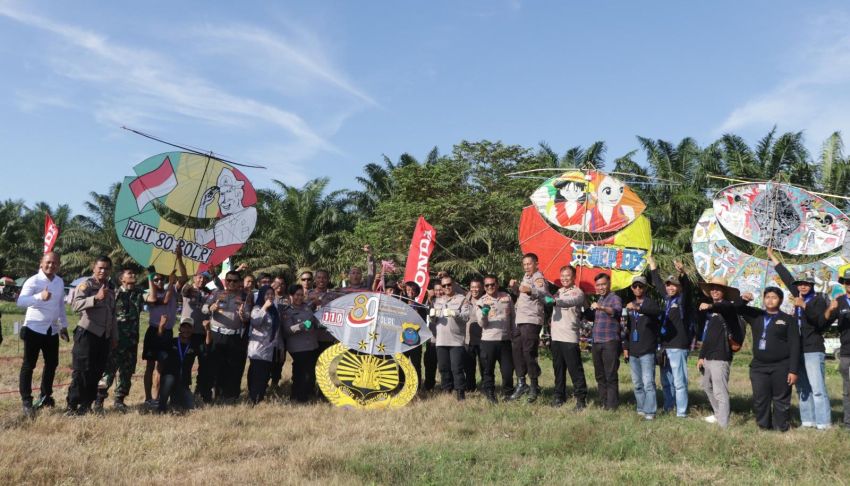 Polres Sergai Gelar Festival Layang-Layang, Budaya Lokal Terjaga, UMKM Bergeliat