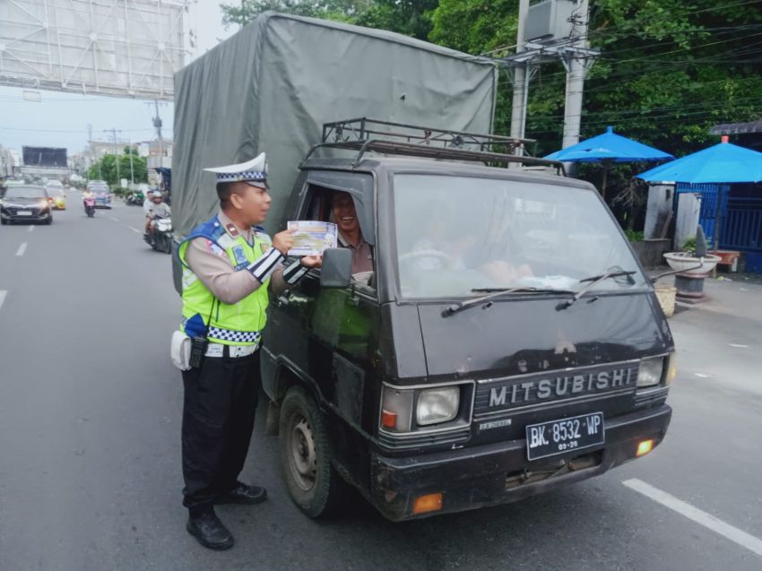 Sat Lantas Polres Pematangsiantar Gencarkan Edukasi Tertib Berlalu Lintas kepada Masyarakat