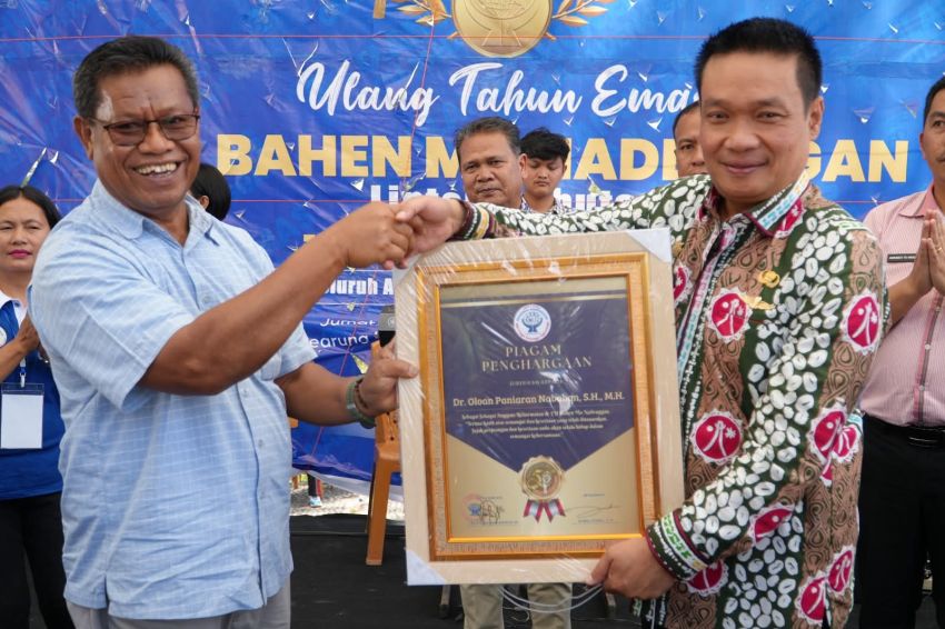 Bupati Humbahas Apresiasi Kontribusi CU Bahen Ma Nadenggan di Usia Emas ke-50