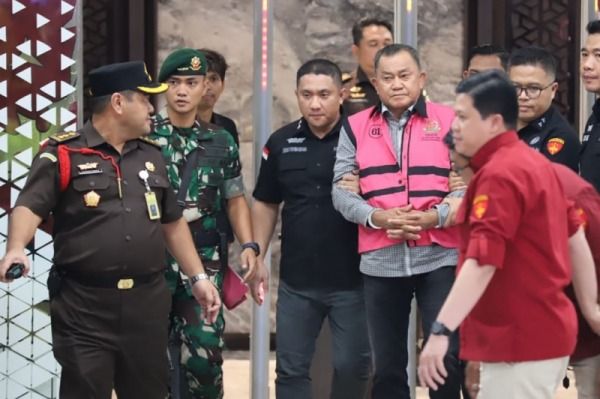 Mantan Pangdam I BB, Lodewyk Pusung Ditahan Kejagung