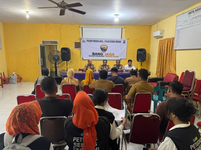 Kapolsek Medan Area Perkenalkan Program BANG JAGA di Tegal Sari Mandala III