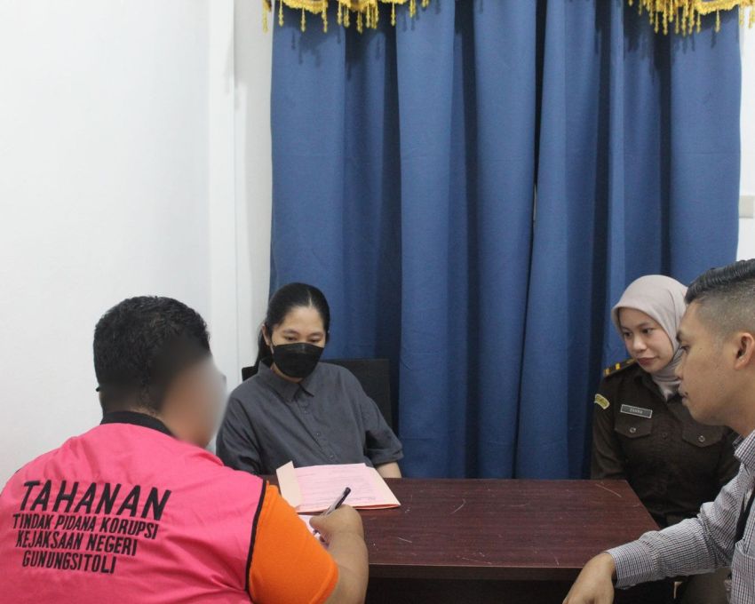 Kasus Dugaan Korupsi Proyek RSU Pratama Nias Rp38,5 Miliar Masuk Tahap II, Kejari Serahkan Tersangka JPZ ke JPU