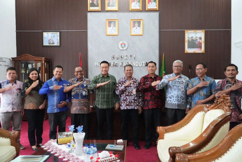 Bupati Humbahas dan UPT Samsat Bahas Optimalisasi Penerimaan Pajak Kendaraan
