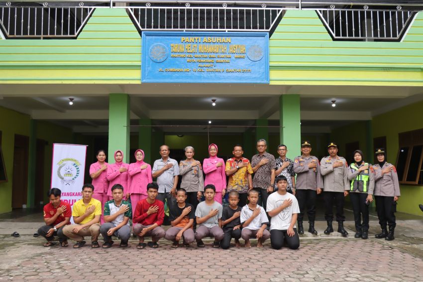 Sambut HUT Bhayangkara ke-80, Polres Pematangsiantar Salurkan Bansos ke Dua Panti Asuhan