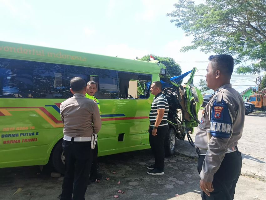 Bus Travel Drama Putra Tabrak Truk Box di Tol Lima Puluh-Indra Pura, 4 Orang Tewas