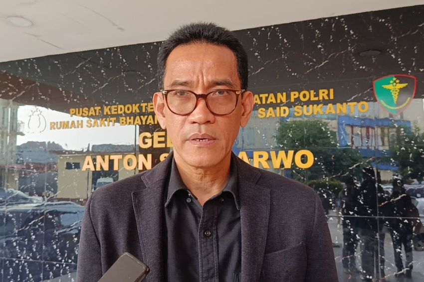 Roy Suryo dan Tifa dirawat di RS Polri Kramat Jati usai pemeriksaan
