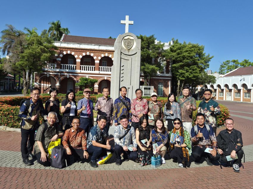 Rombongan Sekolah Methodist GMI Konta Pengembangan Studi Banding ke Taiwan