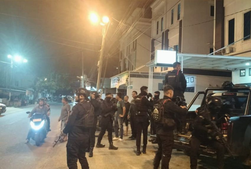 Brimob Poldasu Bubarkan Tawuran Saat Patroli Dini Hari di Medan
