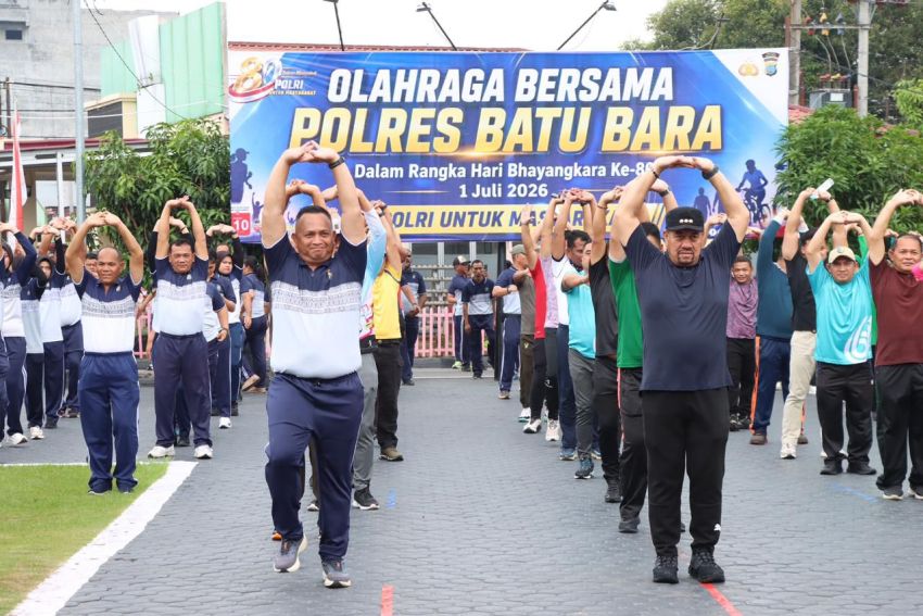 Sambut HUT Bhayangkari ke-80, Polres Batubara Gelar Olah Raga Bersama Forkopimda