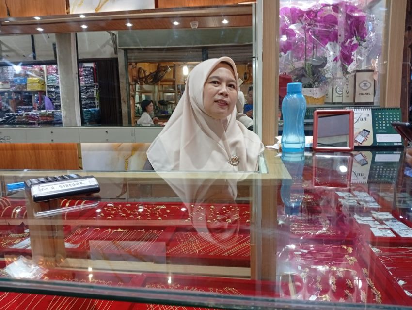 Polisi Ringkus Pencuri Emas di Pasar Horas, Pemilik Toko: Hukum Seberat-beratnya
