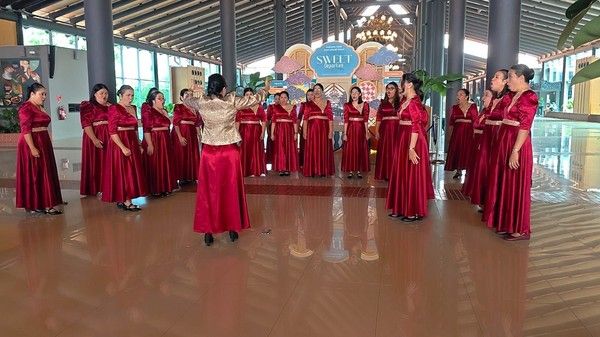 Kontingen Pesparawi Kepri Gagal Terbang ke Manokwari, Lagu Rohani di Bandara Soetta Jadi Sorotan
