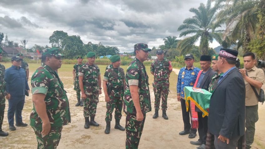 Pangdam I BB Kunker Ke Toba, Tinjau Pembangunan Karya Bakti TNI
