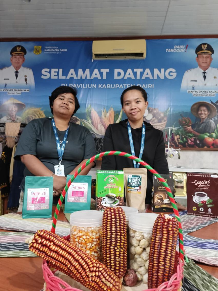 Jagung Lokal Merah Hadir di Paviliun Pemkab Dairi