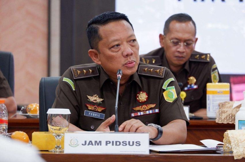 Profil Jampidsus Febrie Adriansyah, Pernah Tangani Kasus Korupsi Kakap hingga Dilaporkan ke KPK