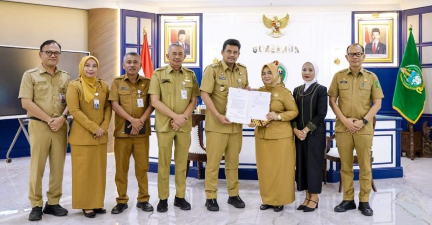 Tiorita Surbakti Resmi Terima SK Plt Bupati Langkat, Gubernur Bobby Nasution Tekankan ASN Harus Layani Masyarakat