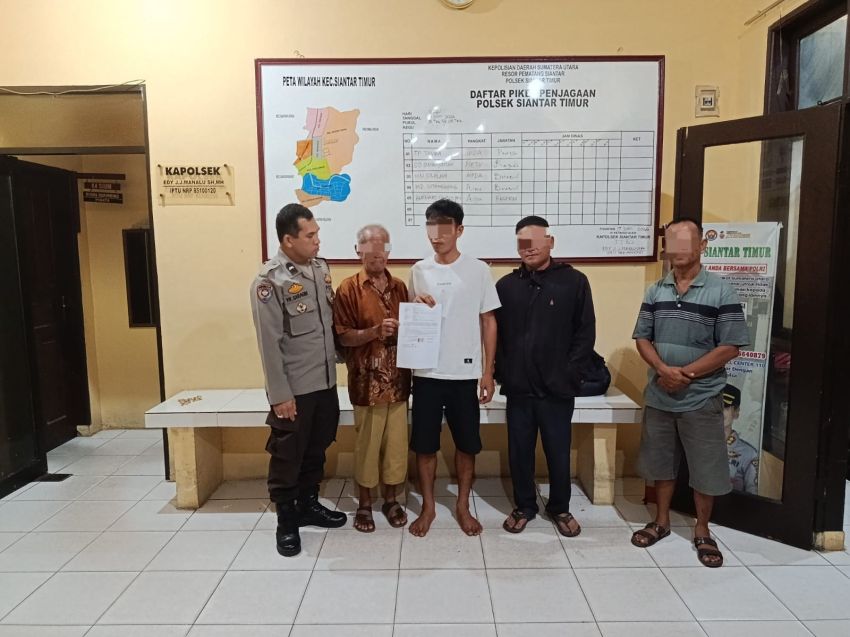 Polsek Siantar Timur Mediasi Keributan di Jalan Kesatria, Dua Warga Sepakat Berdamai