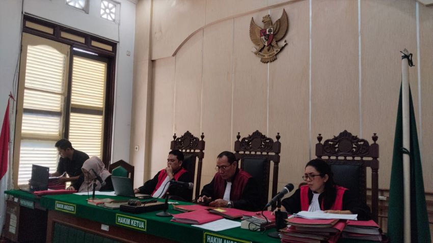 Komala Tak Akui Jadi Kurir Sabu 1 Kg, Hakim: Kami Bukan Bodoh, Jujur Saja