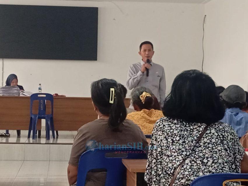 Kades Amplas Percut Sei Tuan Sosialisasikan Program Keluarga Penerima Manfaat
