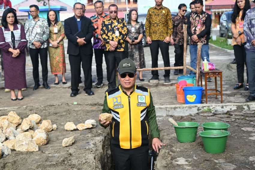 Bupati Humbahas Letakkan Batu Pertama Pembangunan Cath Lab RSUD Doloksanggul