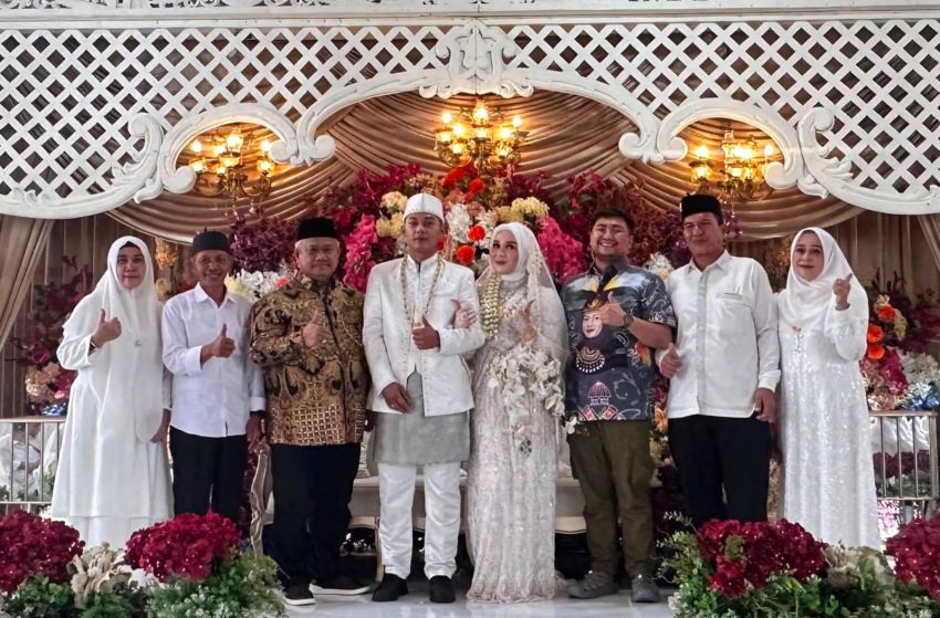 Bupati Labura Hadiri Pernikahan dr Indah Matondang dan Wahyu Ramadhan di Kampungpajak