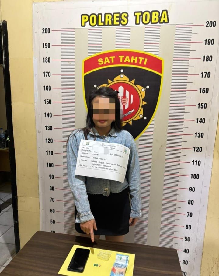 Menyamar jadi Pembeli, Polisi Ringkus Wanita Terduga Pengedar Ekstasi di Balige