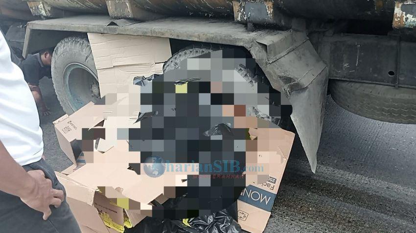 Pengendara Sepeda Motor Tewas Terlindas Truk Pengangkut CPO