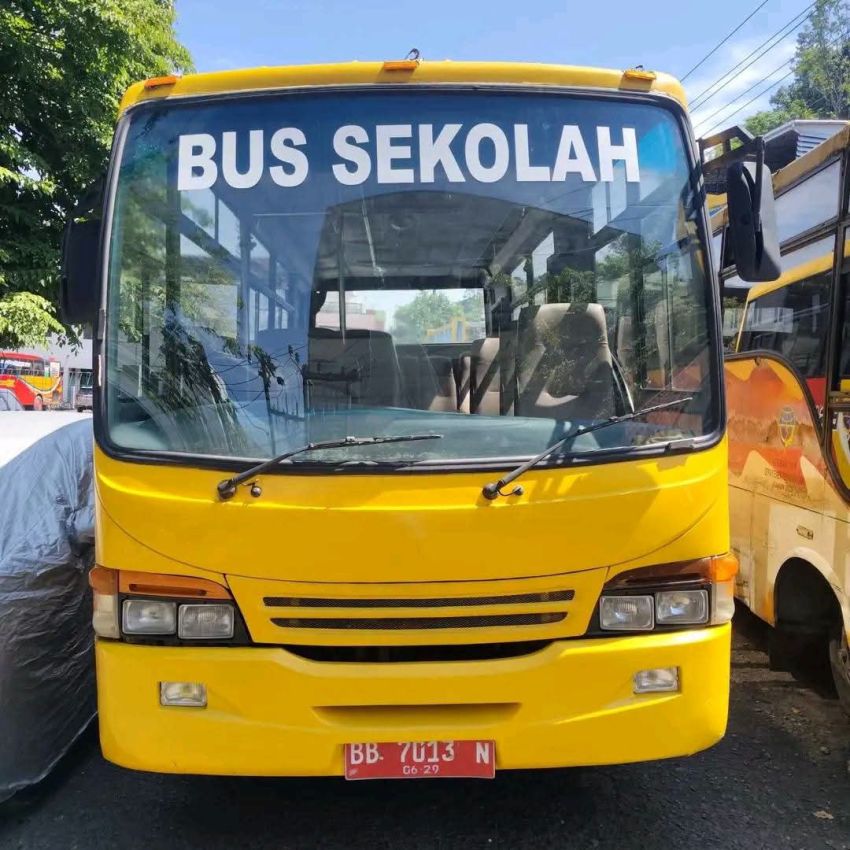 Wali Kota Operasikan Kembali Bus Sekolah Gratis untuk Pelajar di Kelurahan Parombunan Sibolga