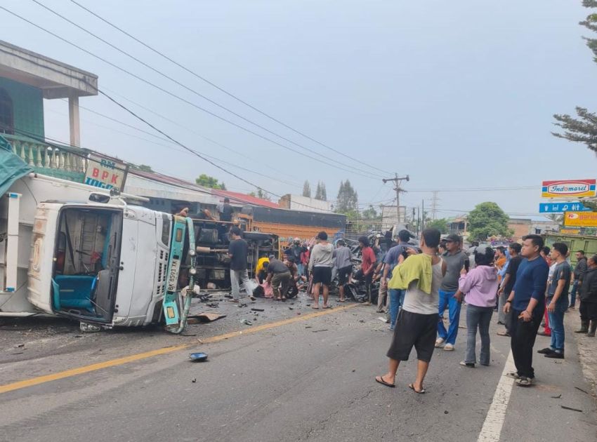 Kecelakaan Beruntun di Sibolangit Libatkan Enam Kendaraan, Tiga Orang Tewas