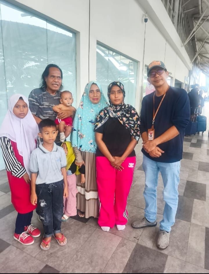 Penrad Siagian Pulangkan Dua Ibu dan Bayi Korban TPPO dari Kamboja