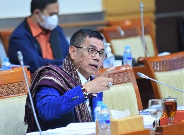 Sidang Masih Bergulir, Hinca Panjaitan Pertanyakan Seleksi Akmil yang Diikuti Dua Terdakwa Anak