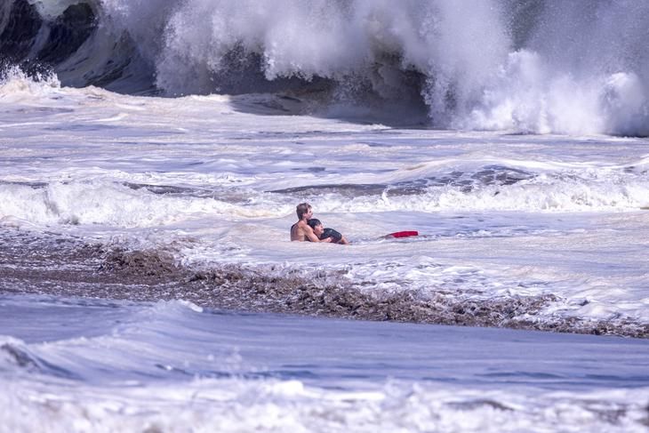 Selamatkan Bocah dari Maut, Penjaga Pantai 16 Tahun Diundang Donald Trump