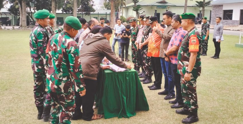 Dandim 0205/TK Serahkan Sarpras KDKMP 50 Unit Cold Disel Canter untuk Perkuat Ekonomi Warga
