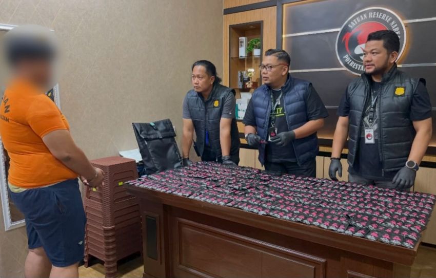 Oknum Mahasiswa Farmasi di Medan Diduga Jadi Bandar Pod Getar, Polisi Sita 488 Vape Narkotika