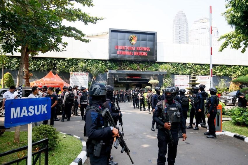 Brimob dan Rantis Disiagakan, Polda Metro Jaya Perketat Pengamanan Pascapenggeledahan