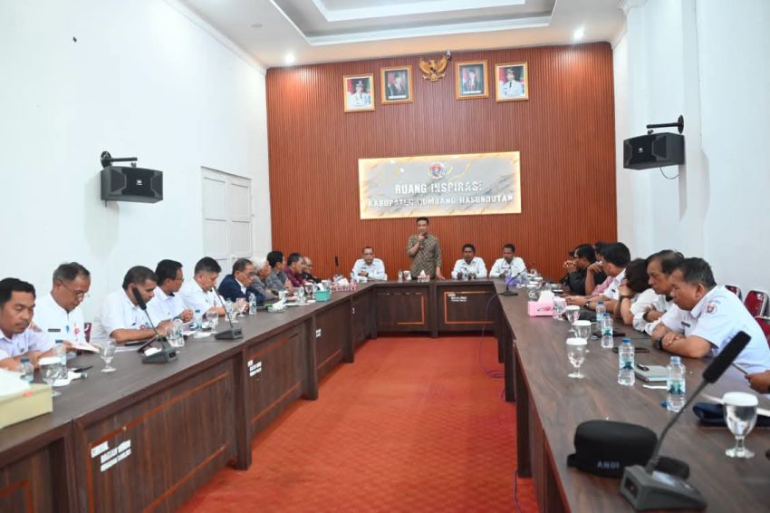 Bupati Humbahas Apresiasi Jasa Pemrakarsa Pembentukan Kabupaten