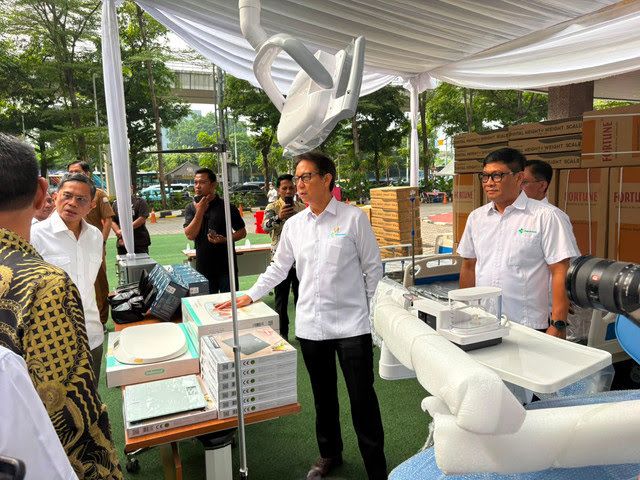 Kemenkes Salurkan Bantuan Alkes Ke Tiga Daerah Terdampak Bencana di Sumut