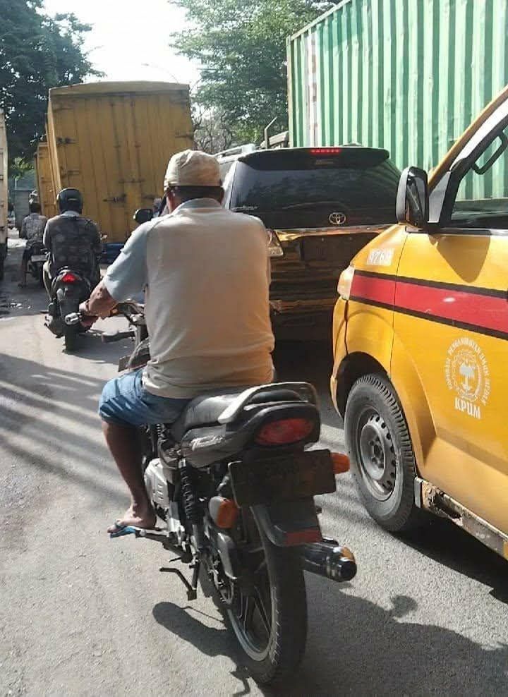 Urai Kemacetan ke Arah Tol Letda Sujono, Anggota DPRD Medan Usul Tertibkan Bongkar Muat