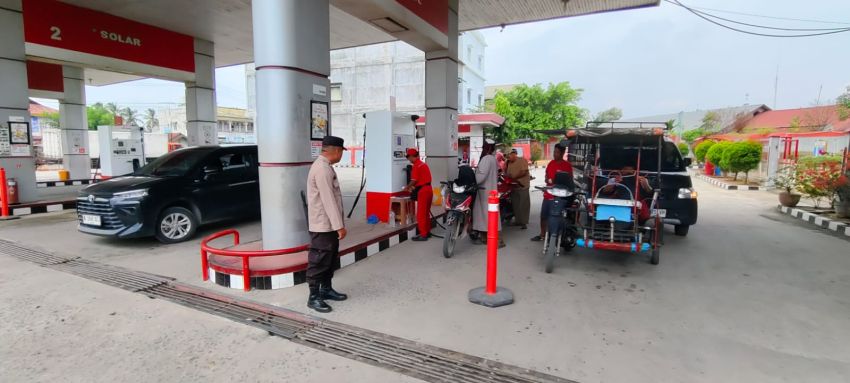Pastikan Stok Aman, Polsek Sei Tualang Raso Pantau SPBU