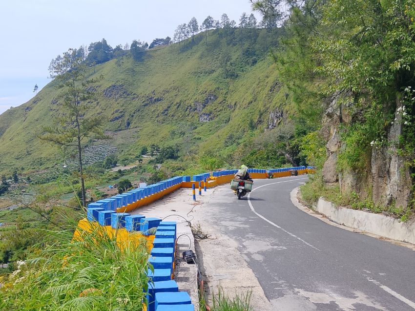 Ruas Jalan Haranggaol yang Longsor Selesai Diperbaiki